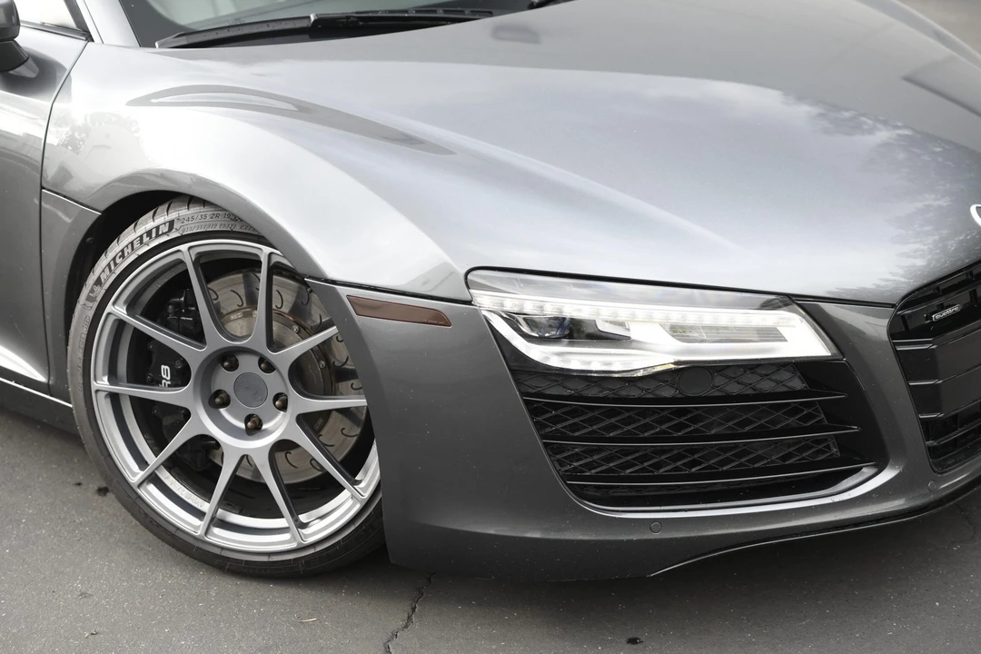 2015 Audi 42 R8 - Image 26 of 31