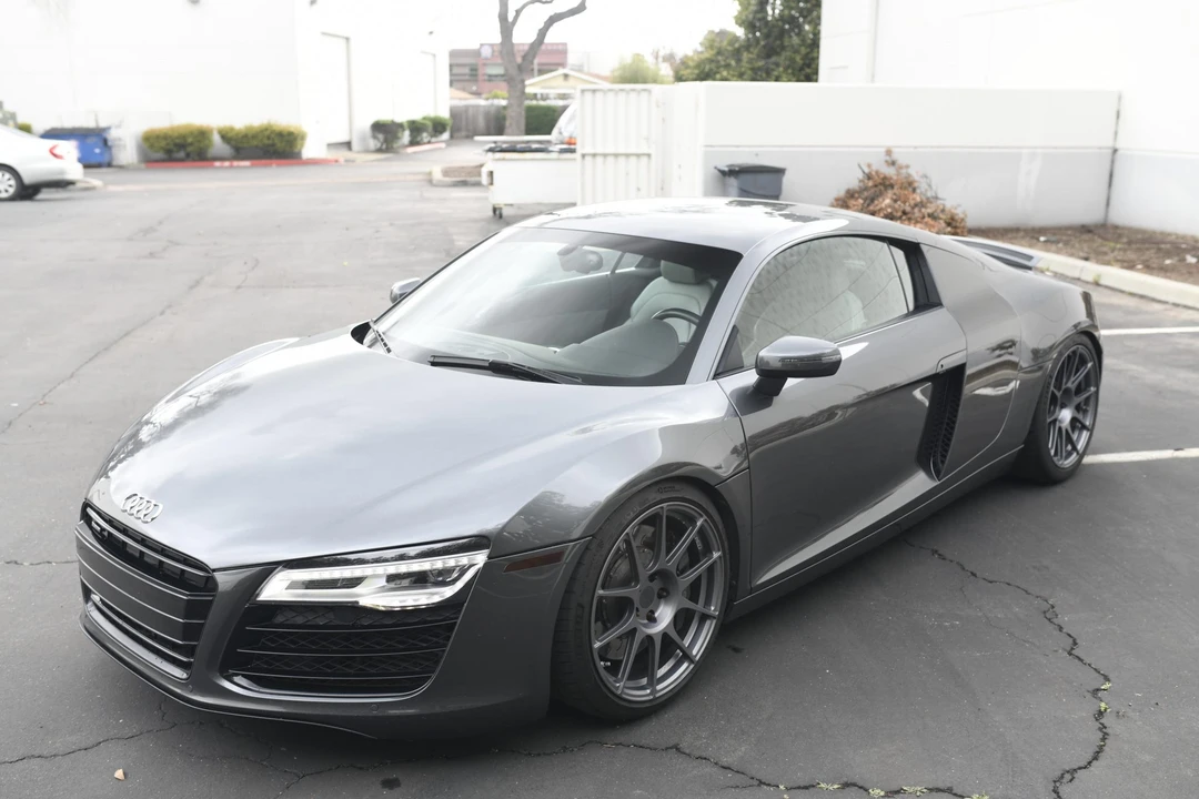 2015 Audi 42 R8 - Image 2 of 31