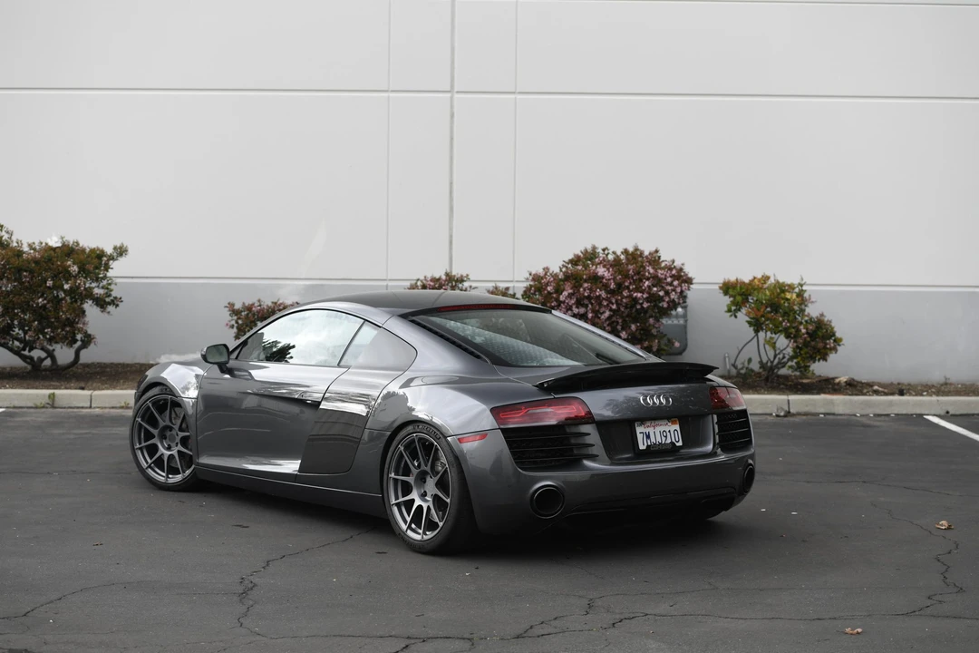 2015 Audi 42 R8 - Image 7 of 31