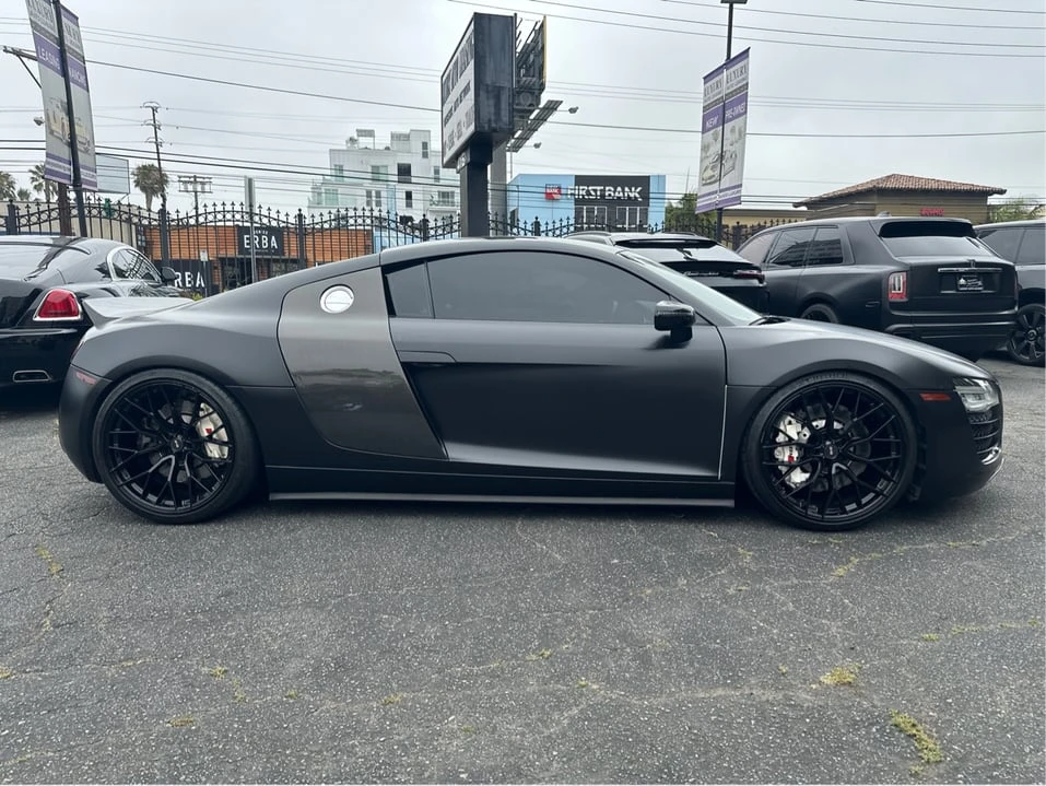 2015 Audi 42 R8 - Image 2 of 16