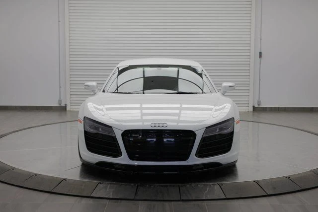 2015 Audi 42 R8 - Image 2 of 16
