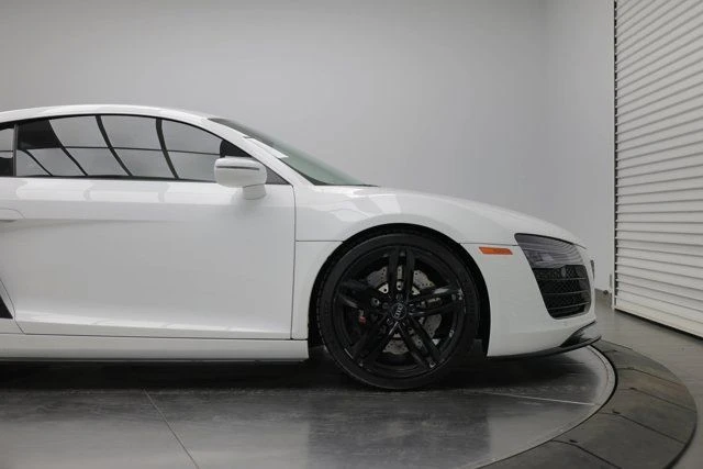 2015 Audi 42 R8 - Image 3 of 16