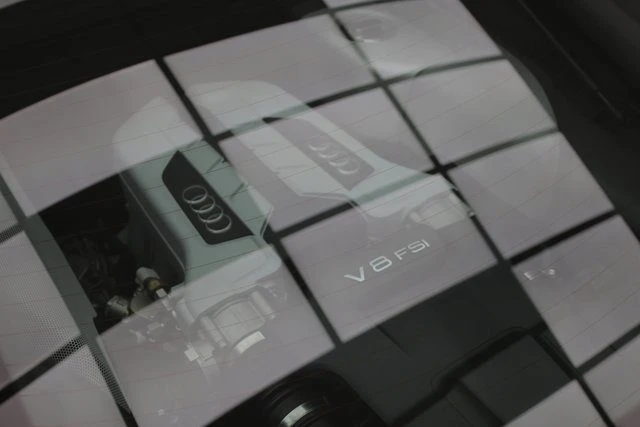 2015 Audi 42 R8 - Image 12 of 16