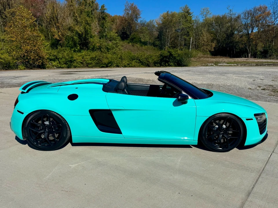 2015 Audi 42 R8 - Image 7 of 21