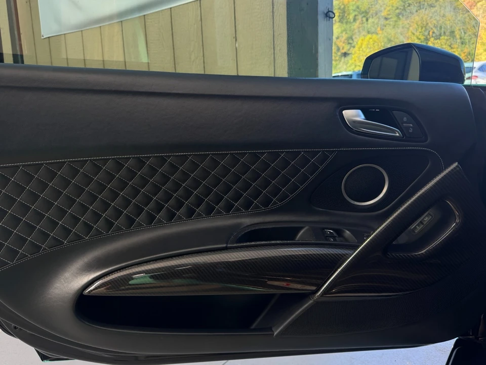2015 Audi 42 R8 - Image 31 of 31