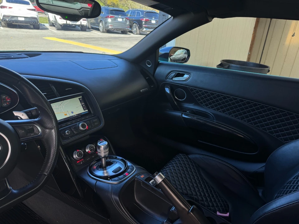 2015 Audi 42 R8 - Image 25 of 31