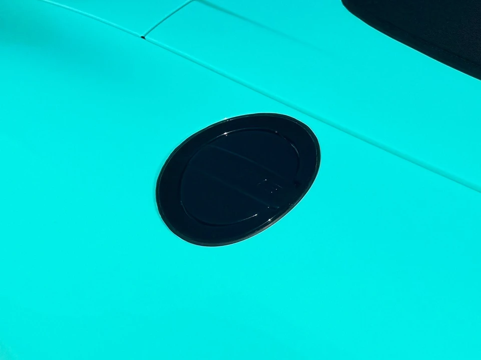 2015 Audi 42 R8 - Image 20 of 31