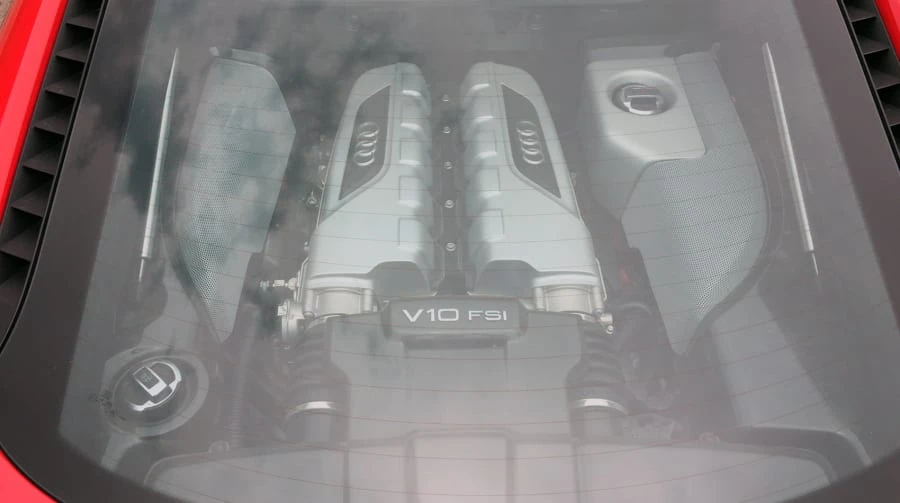 2015 Audi 42 R8 - Image 8 of 11