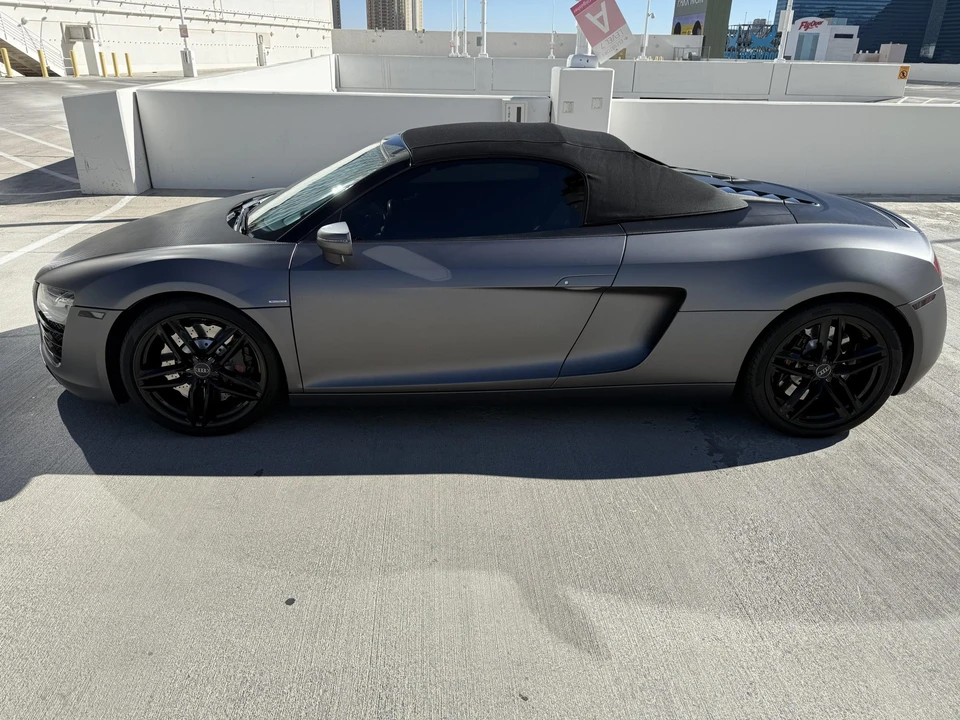 2015 Audi 42 R8 - Image 20 of 31