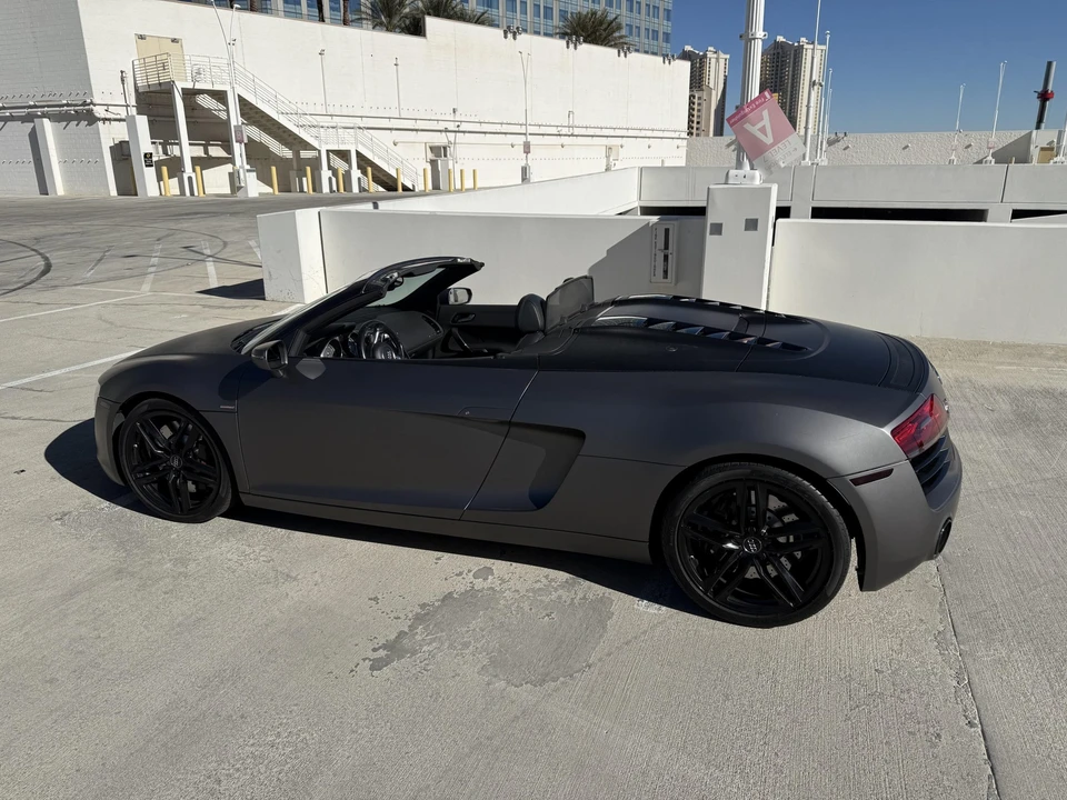 2015 Audi 42 R8 - Image 6 of 31