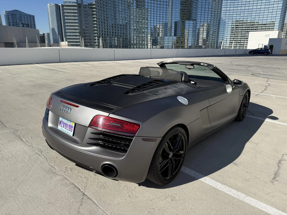 2015 Audi 42 R8 - Image 12 of 31