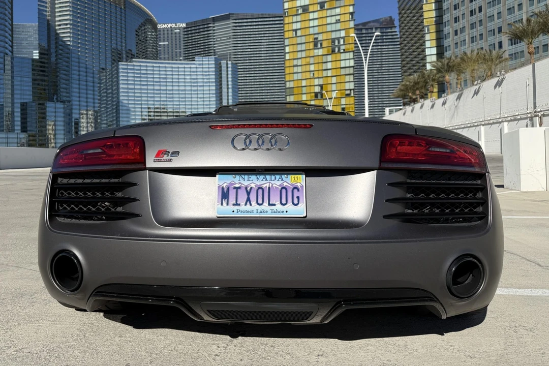 2015 Audi 42 R8 - Image 10 of 31