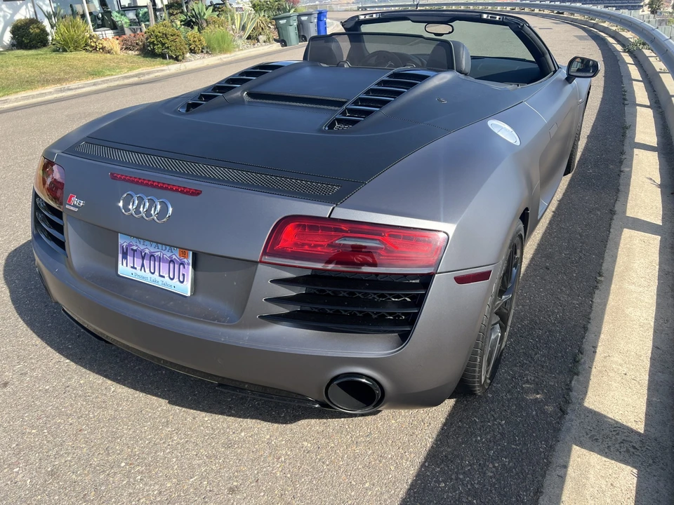 2015 Audi 42 R8 - Image 11 of 31