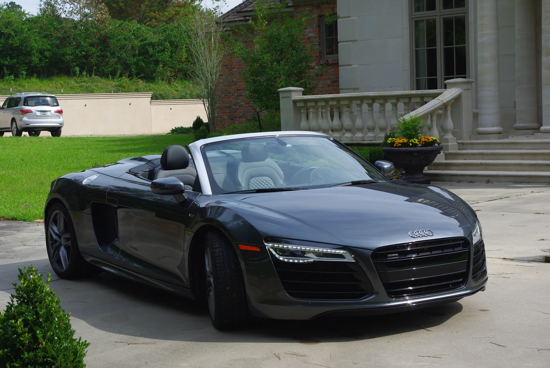2015 Audi 42 R8 - Image 3 of 16