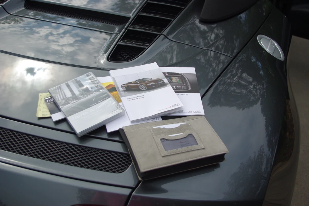 2015 Audi 42 R8 - Image 6 of 16