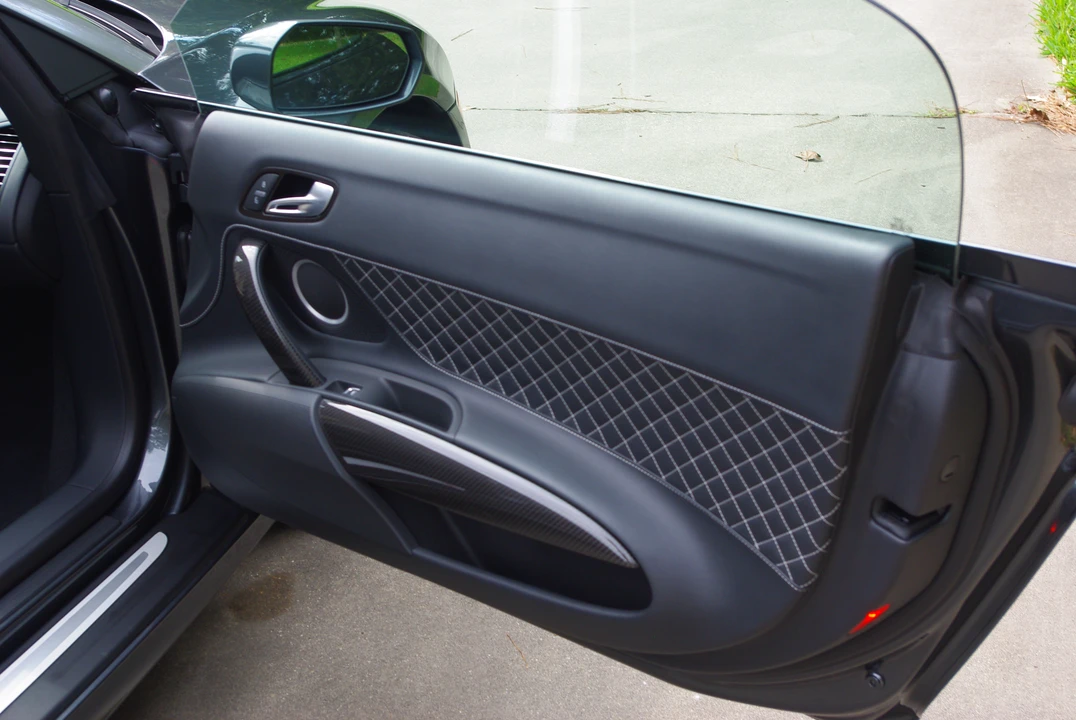 2015 Audi 42 R8 - Image 13 of 16