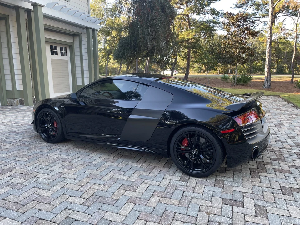 2015 Audi 42 R8 - Image 13 of 31