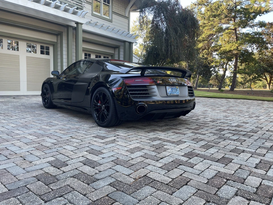 2015 Audi 42 R8 - Image 12 of 31