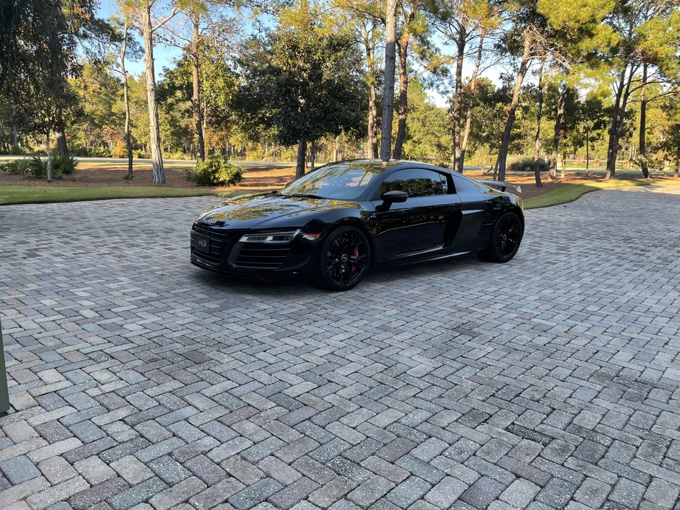 2015 Audi 42 R8 - Image 17 of 31
