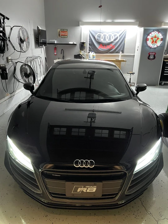 2015 Audi 42 R8 - Image 20 of 31