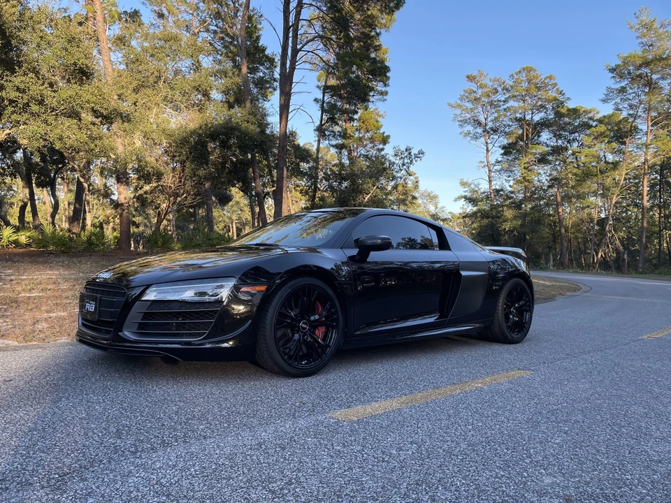 2015 Audi 42 R8 - Image 18 of 31