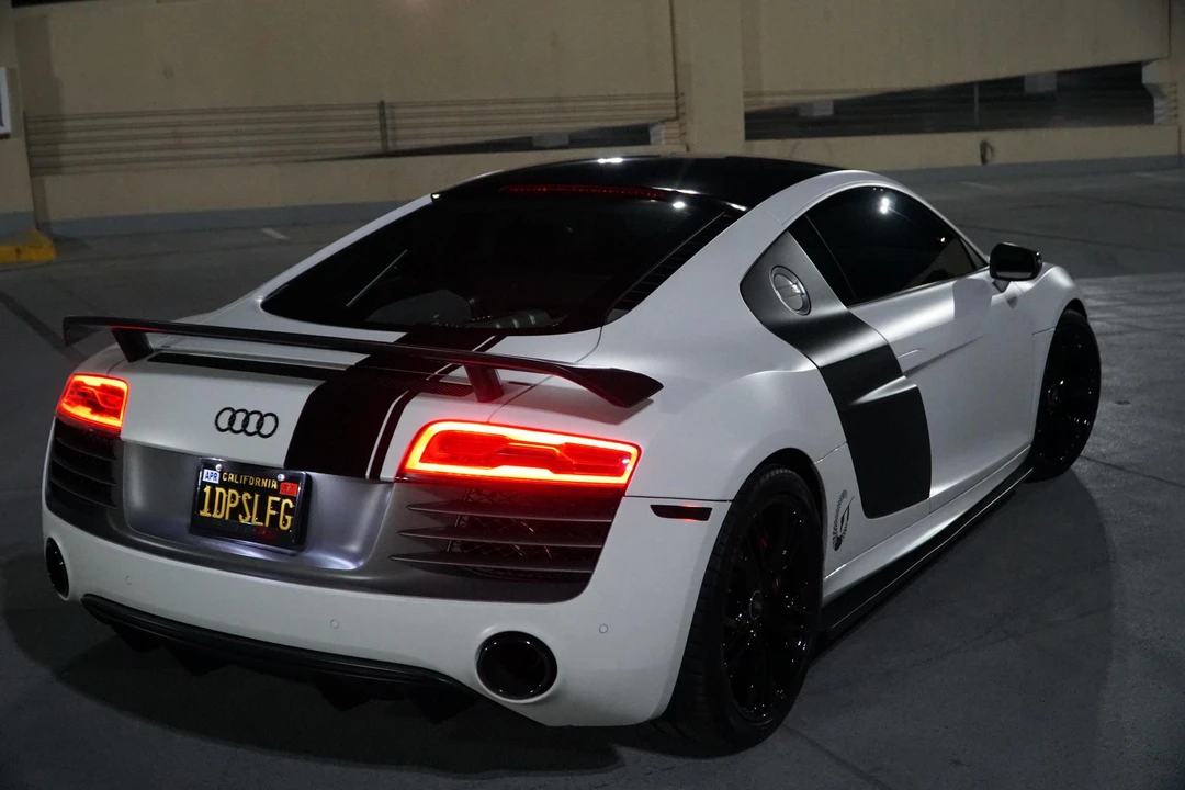 2015 Audi 42 R8 - Image 22 of 31
