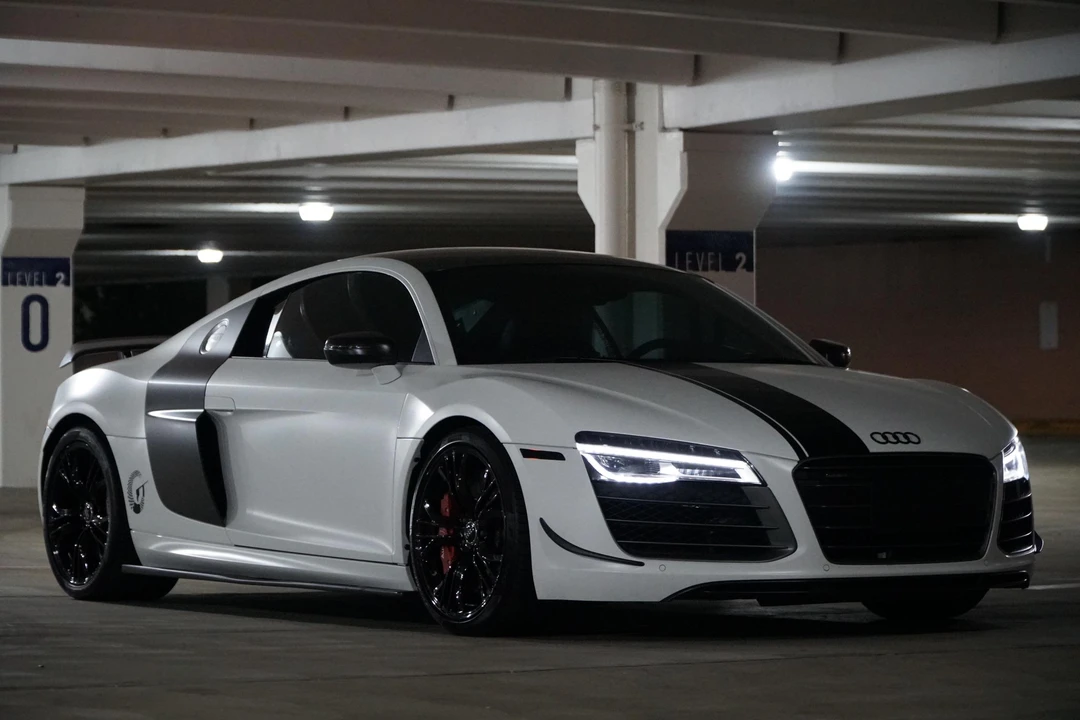 2015 Audi 42 R8 - Image 29 of 31
