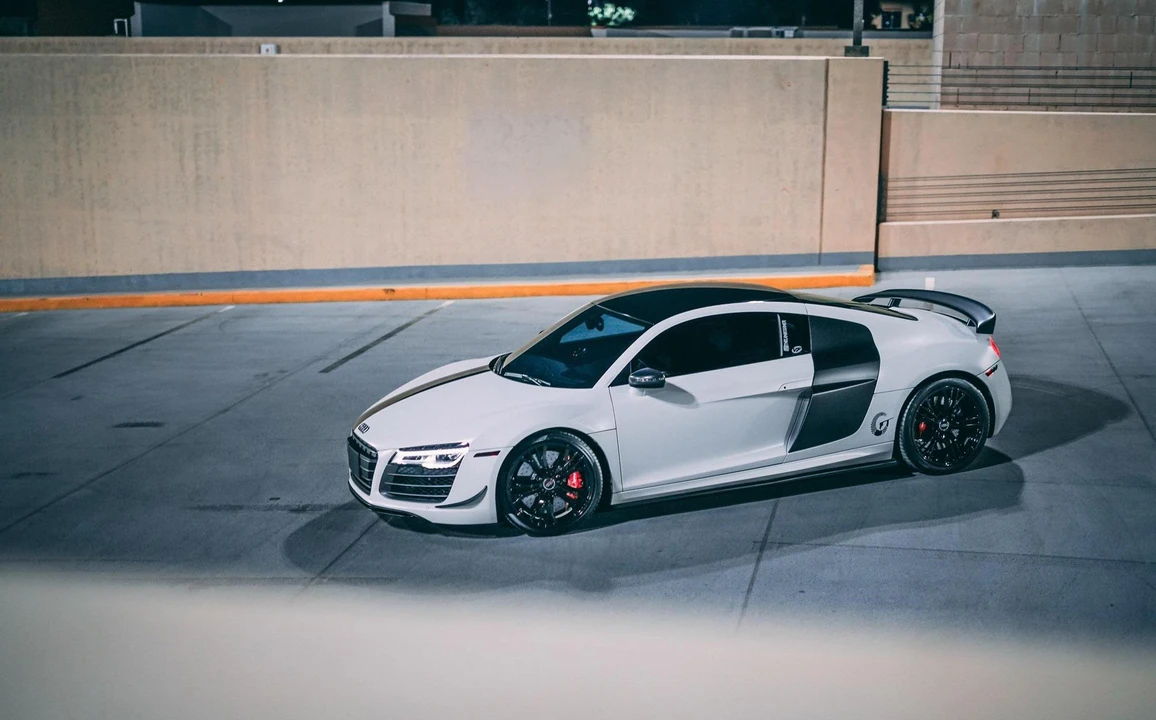 2015 Audi 42 R8 - Image 17 of 31