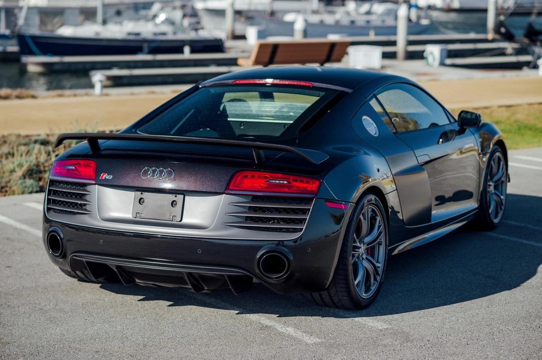 2015 Audi 42 R8 - Image 5 of 31