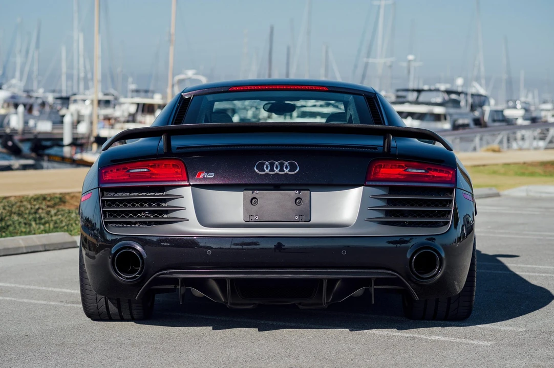 2015 Audi 42 R8 - Image 6 of 31