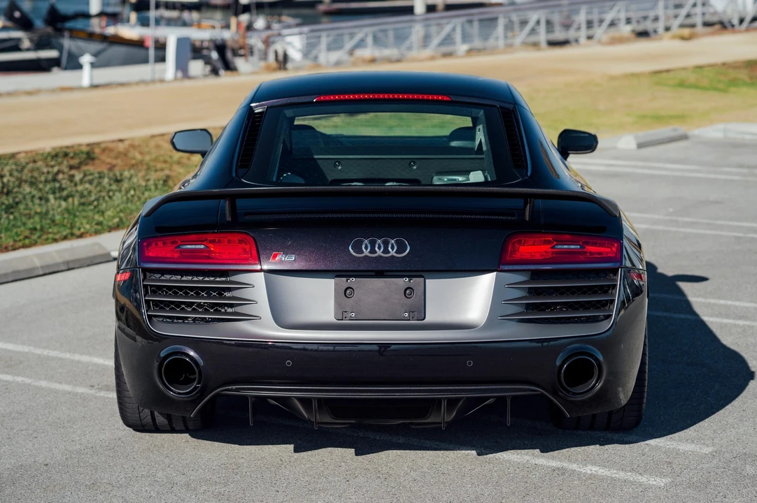 2015 Audi 42 R8 - Image 7 of 31