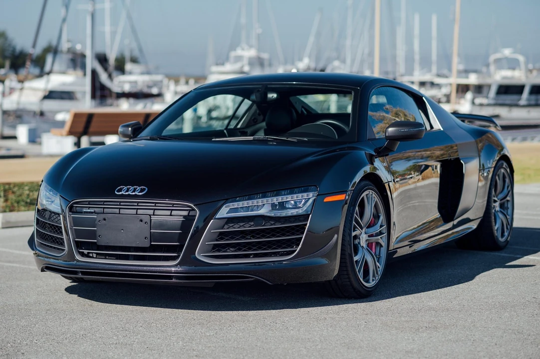 2015 Audi 42 R8 - Image 11 of 31