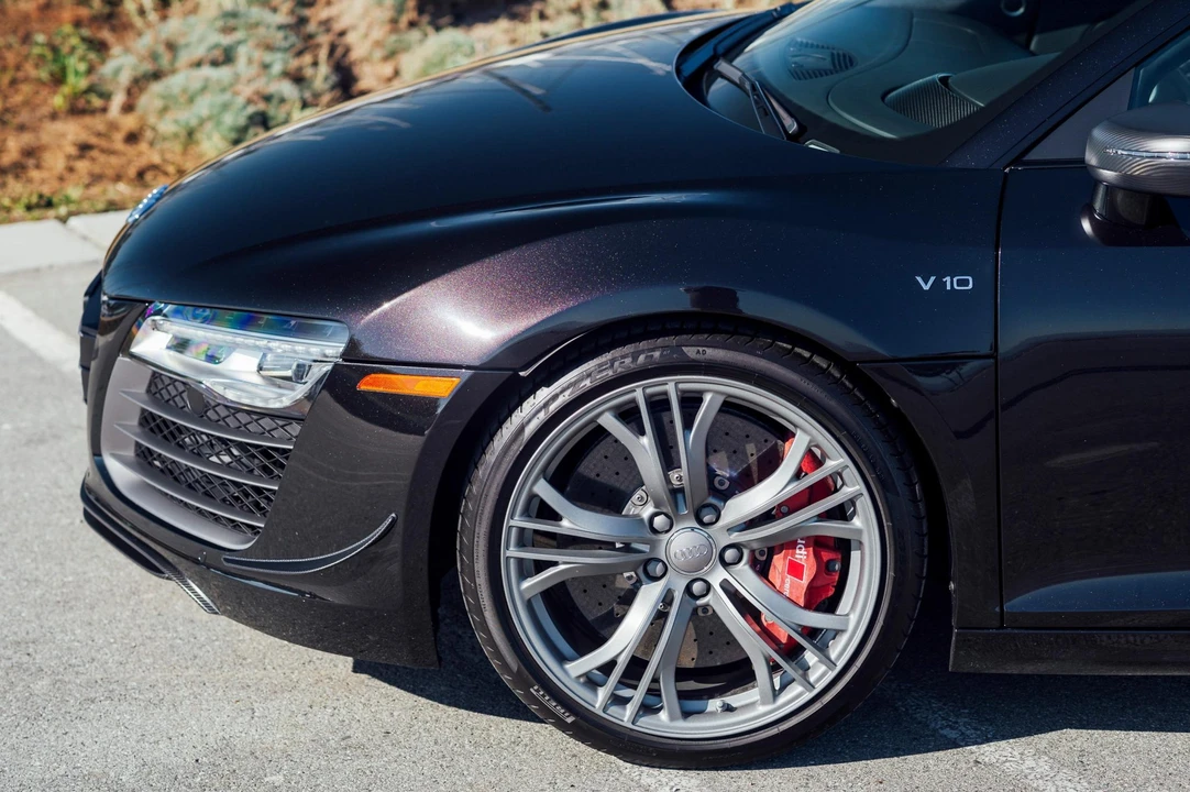 2015 Audi 42 R8 - Image 16 of 31