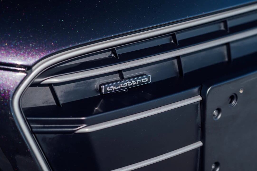 2015 Audi 42 R8 - Image 25 of 31