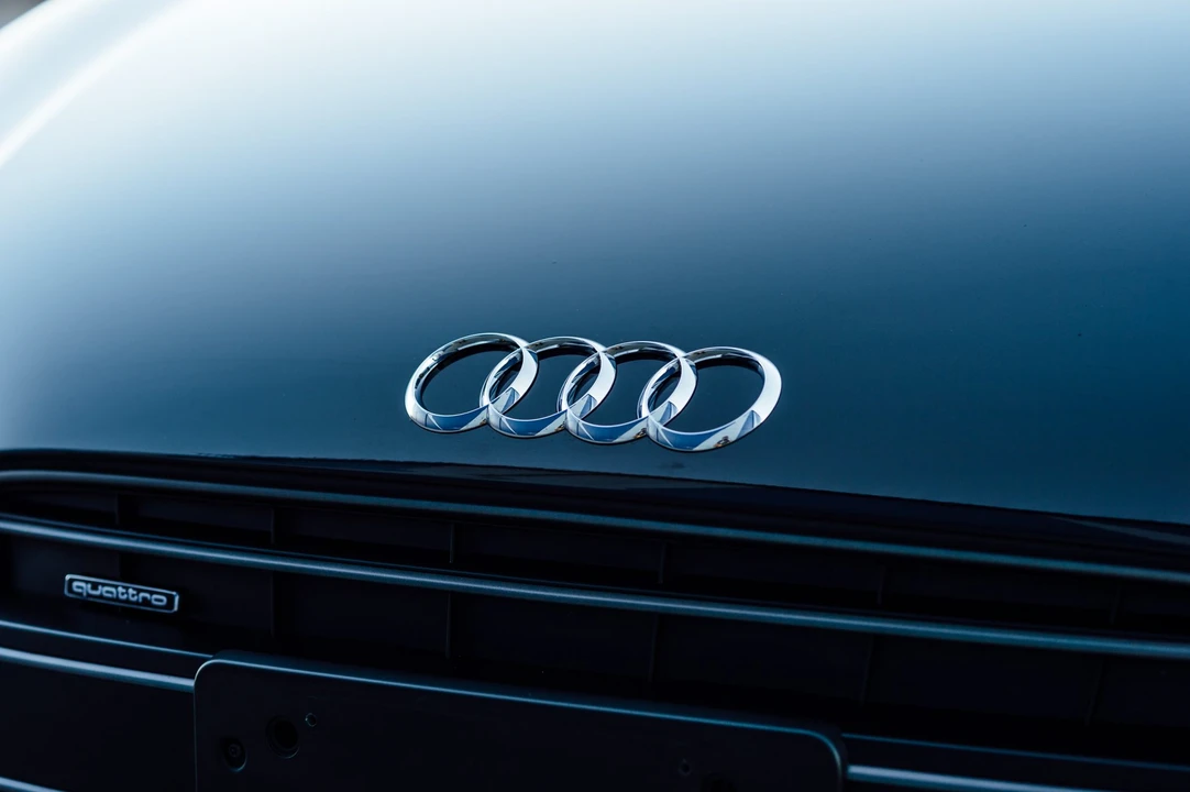 2015 Audi 42 R8 - Image 23 of 31