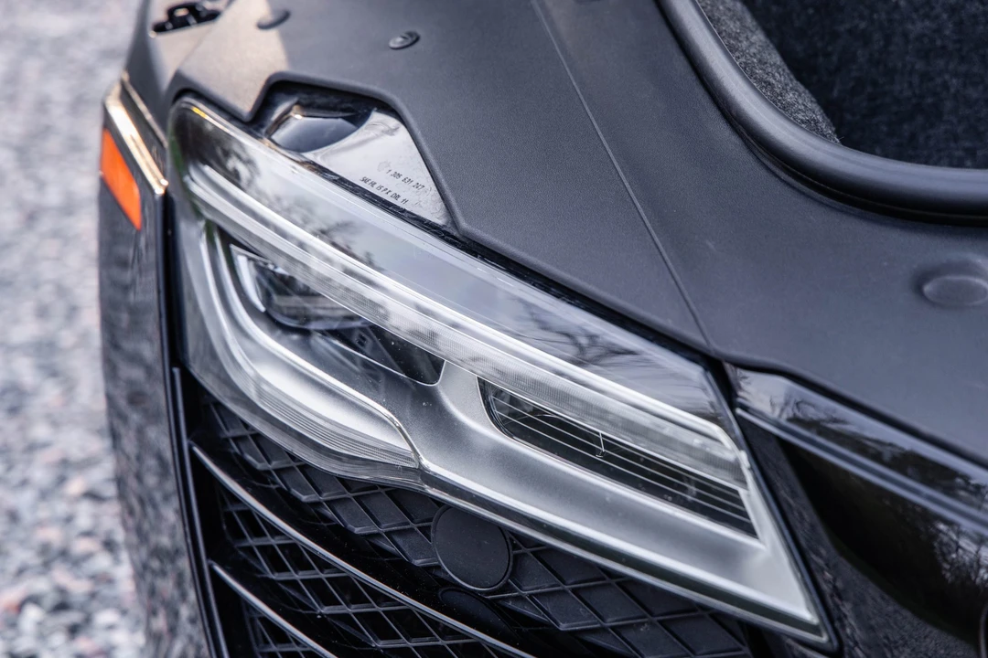 2015 Audi 42 R8 - Image 25 of 31