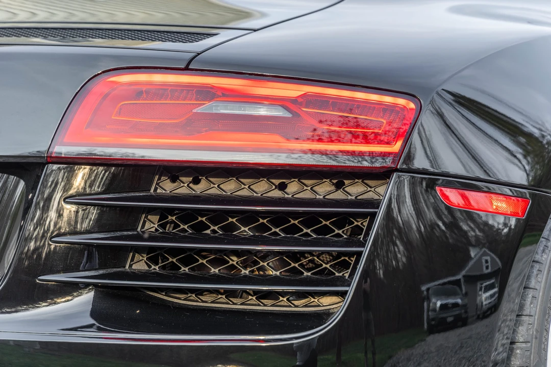 2015 Audi 42 R8 - Image 29 of 31