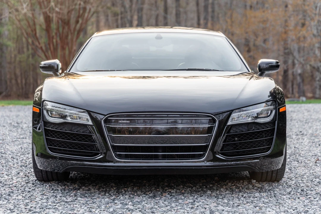 2015 Audi 42 R8 - Image 4 of 31
