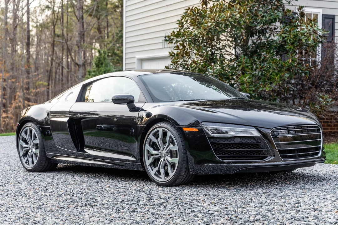 2015 Audi 42 R8 - Image 5 of 31
