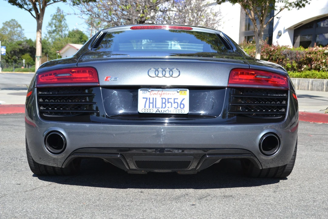2015 Audi 42 R8 - Image 30 of 31