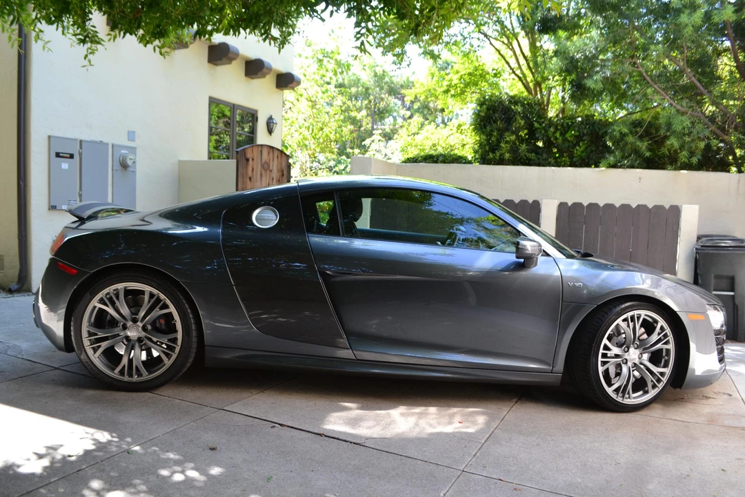 2015 Audi 42 R8 - Image 20 of 31