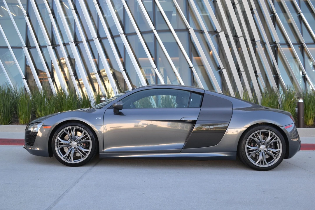 2015 Audi 42 R8 - Image 15 of 31