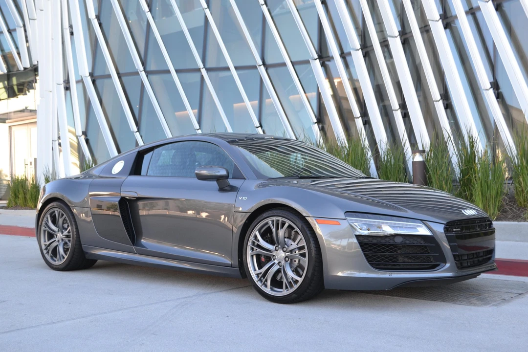 2015 Audi 42 R8 - Image 6 of 31