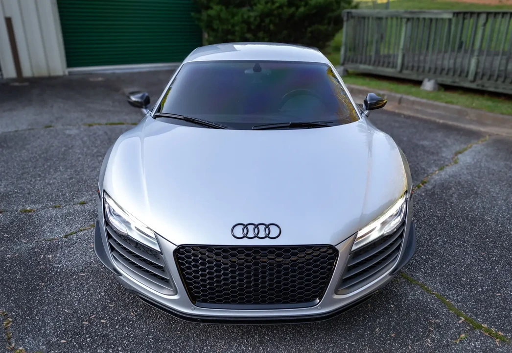 2015 Audi 42 R8 - Image 2 of 6