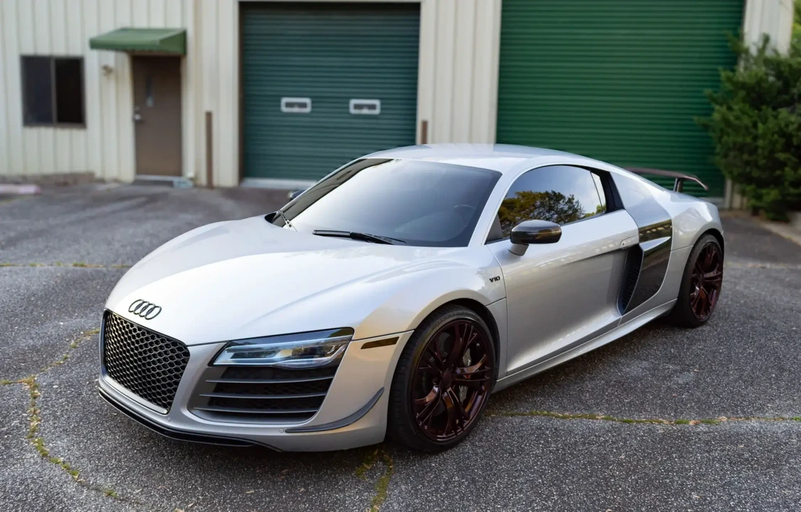 2015 Audi 42 R8 - Image 4 of 6