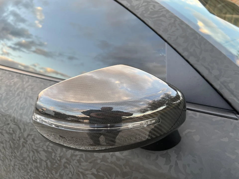 2015 Audi 42 R8 - Image 23 of 31