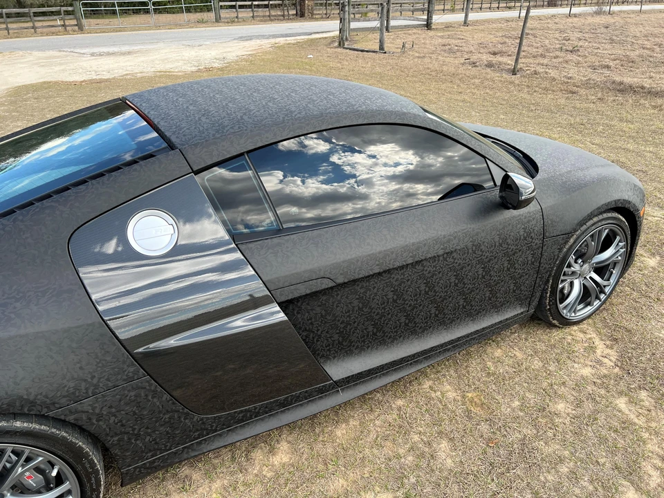 2015 Audi 42 R8 - Image 9 of 31