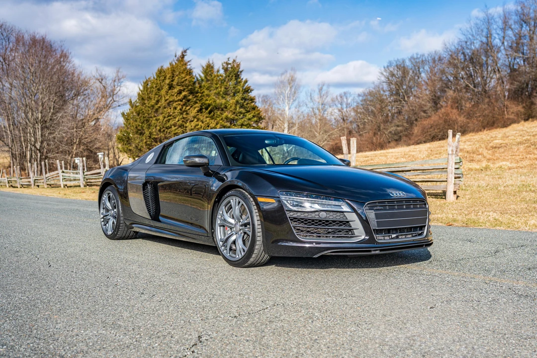 2015 Audi 42 R8 - Image 17 of 31