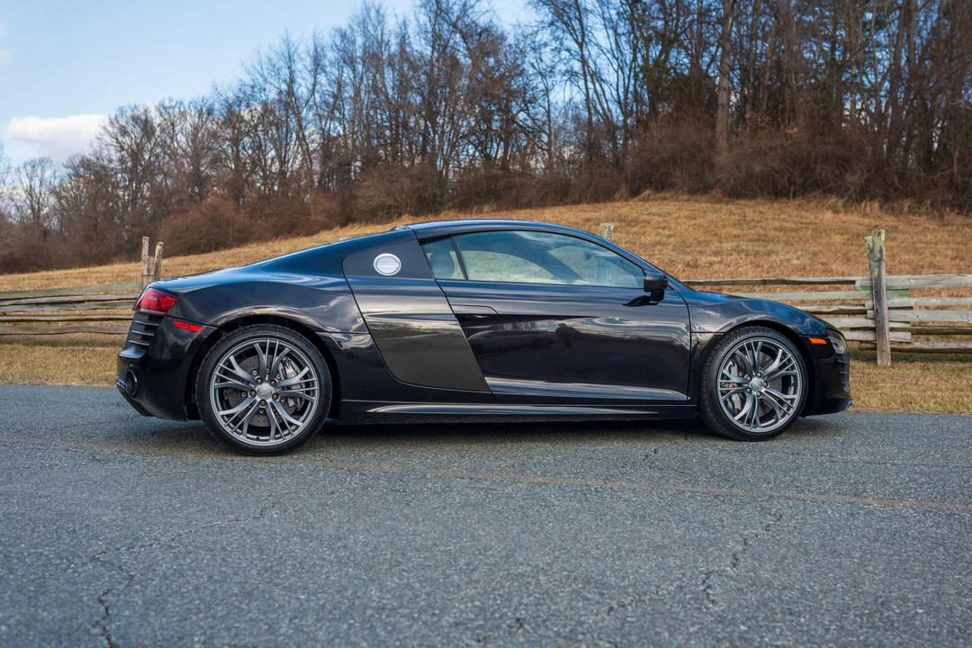 2015 Audi 42 R8 - Image 15 of 31