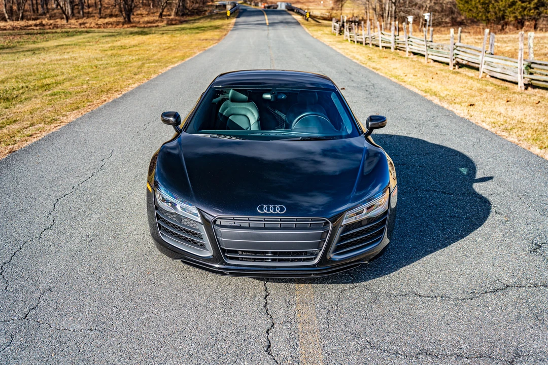 2015 Audi 42 R8 - Image 6 of 31